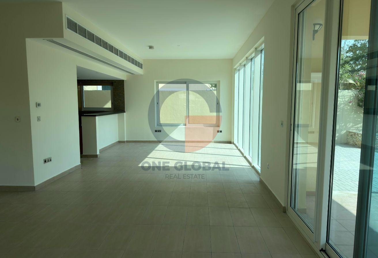 Single Row | Large Plot | Vacant Now photo 5