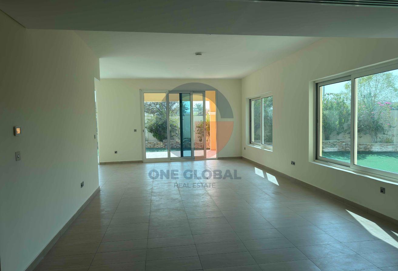 Single Row | Large Plot | Vacant Now photo 4