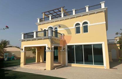 Villa - 4 - 5 for rent in Legacy Nova Villas - District 9 - Jumeirah Park - Dubai