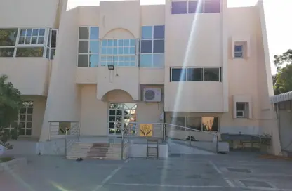 فيلا - 7 غرف نوم - 6 حمامات للبيع في الجزّات - ضاحية الرقة - الشارقة