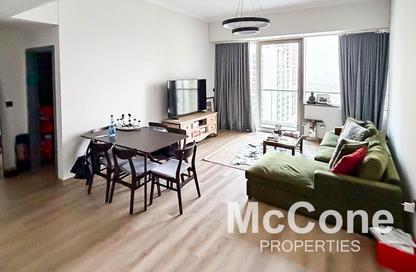 Apartment - 1 Bedroom - 2 Bathrooms for rent in Ocean Heights - Dubai Marina - Dubai