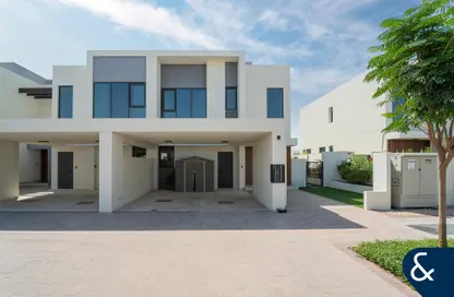 Villa - 4 Bedrooms - 3 Bathrooms for sale in Shams Townhouses - Town Square - Dubai