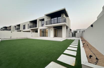 Townhouse - 4 - 4 for rent in Jebel Ali Village Townhouses - Jebel Ali Village - Jebel Ali - Dubai