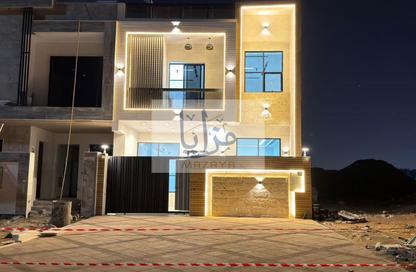 Townhouse - 4 Bedrooms - 7+ Bathrooms for sale in Al Yasmeen 1 - Al Yasmeen - Ajman