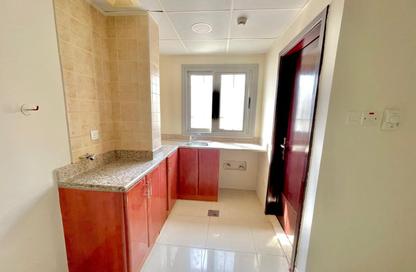 Apartment - Studio - 1 Bathroom for rent in Muwailih Building - Muwaileh - Sharjah