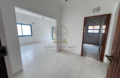 Apartment - 2 - 2 for rent in Al Jubail - Al Qasimia - Sharjah