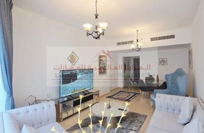 Apartment - 3 Bedrooms - 3 Bathrooms for rent in Beach Tower 1 - Al Khan Lagoon - Al Khan - Sharjah