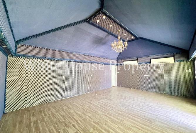 114624123 - Property Image 3