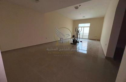 Apartment - 2 - 2 for rent in Al Qulaya'ah - Al Sharq - Sharjah