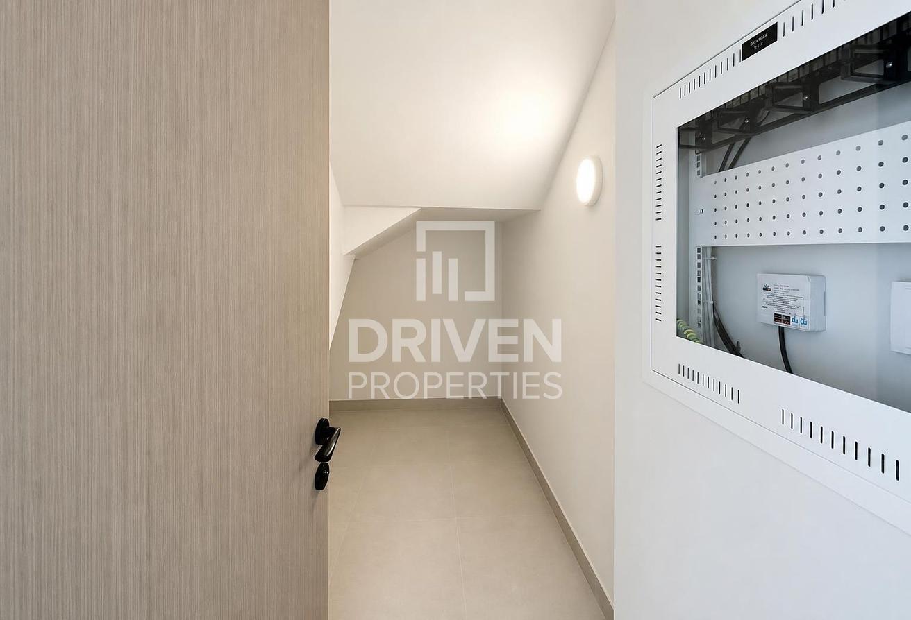 Brand New | Well Maintained | Flexible Cheques photo 18