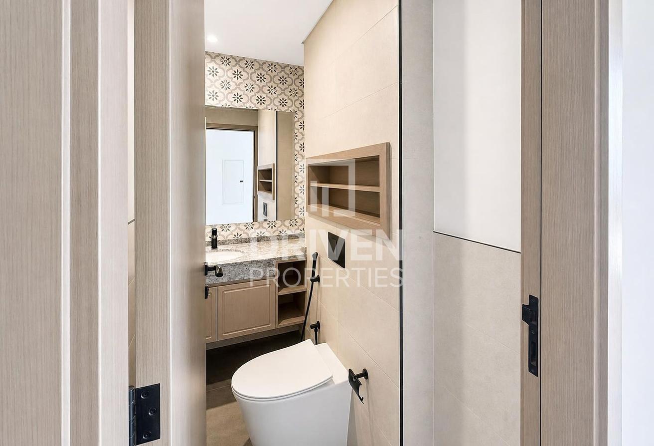 Brand New | Well Maintained | Flexible Cheques photo 21