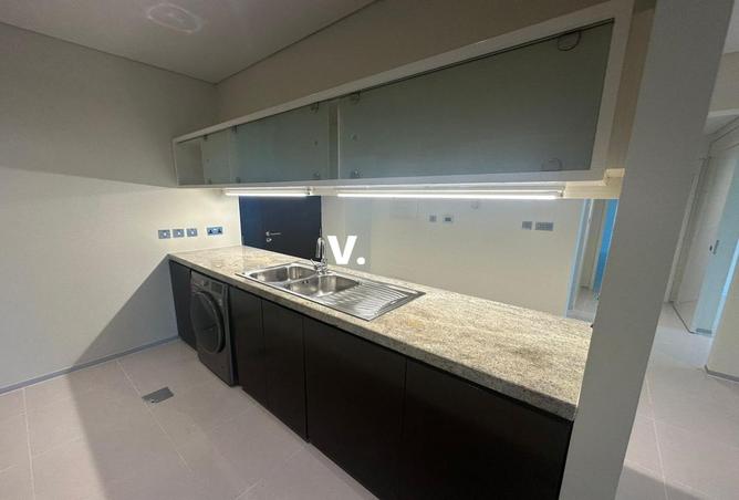 97833917 - Property Image 3