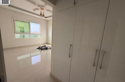 Apartment - 3 Bedrooms - 4 Bathrooms for rent in Al Mowaihat 3 - Al Mowaihat - Ajman