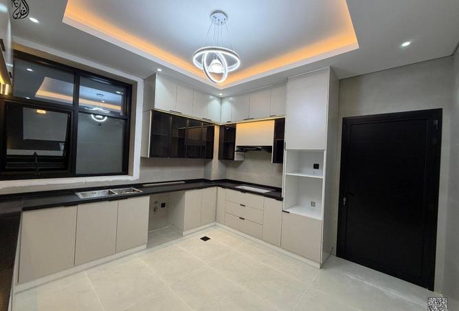 56147179 - Property Image 2