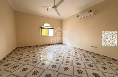 شقة - 1 حمام للايجار في 3 المويهات - المويهات - عجمان شقة - 1 حمام للايجار في 3 المويهات - المويهات - عجمان