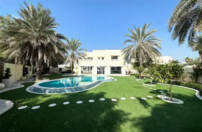 Villa - 5 Bedrooms - 6 Bathrooms for rent in Meadows 2 - Meadows - Dubai