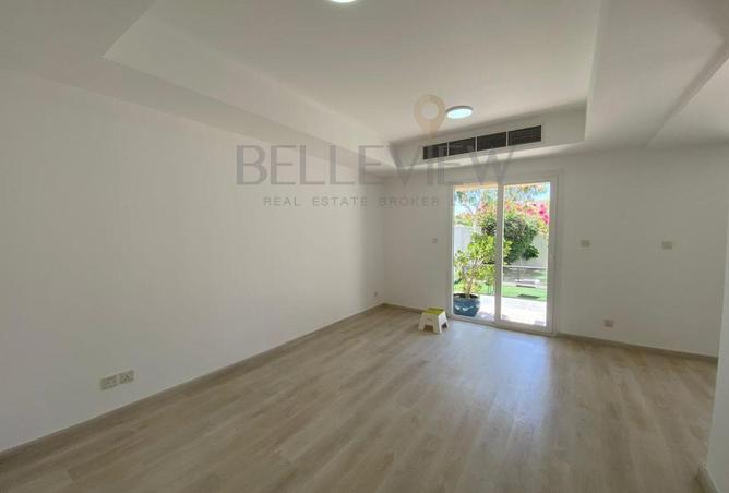 Springs 15 | Upgraded 2 BED |Type 4M|Available Now — photo 3