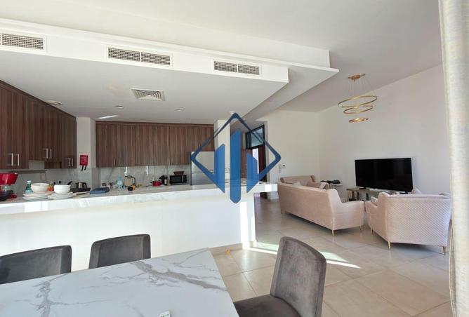 101296773 - Property Image 2