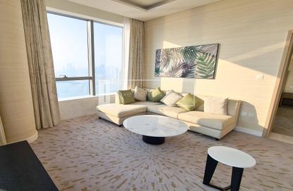 Apartment - 1 Bedroom - 2 Bathrooms for sale in The Palm Tower - Palm Jumeirah - Dubai