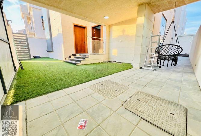 56951217 - Property Image 2