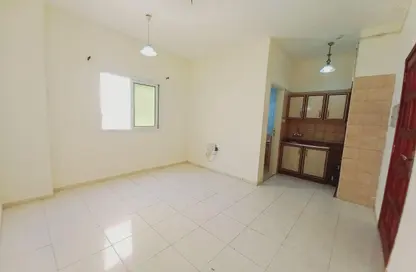 Apartment - Studio - 1 Bathroom for rent in Fire Station Road - Muwaileh - Sharjah
