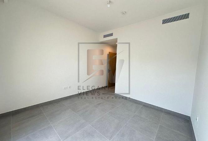 70681161 - صورة العقار 3