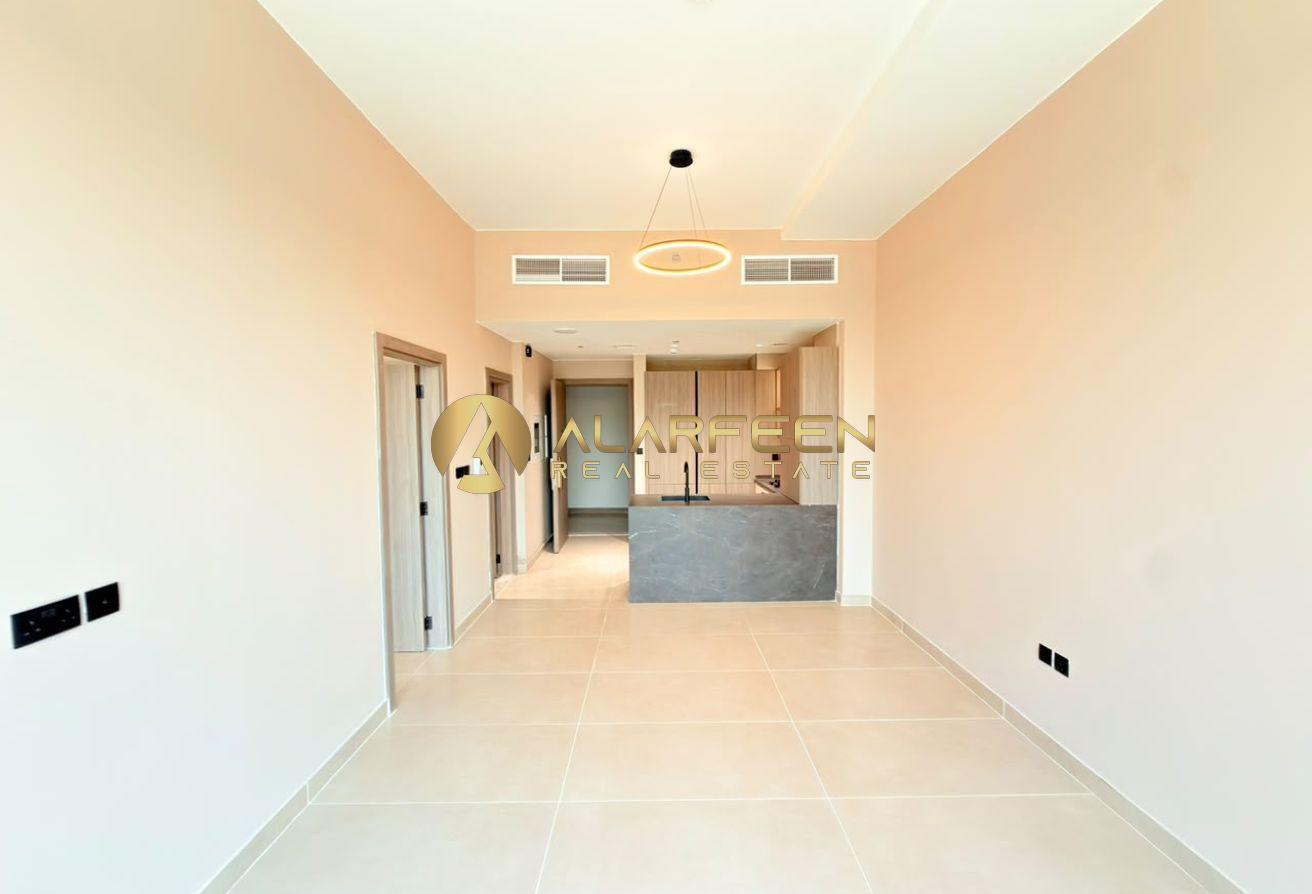 Golf Facing | Low Price | Ready To Move | Call Now photo 2