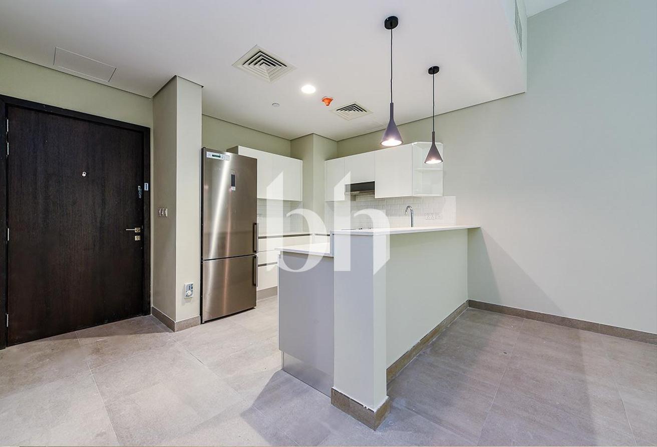 Semi-furnished | Managed | High Floor | Seaview photo 4
