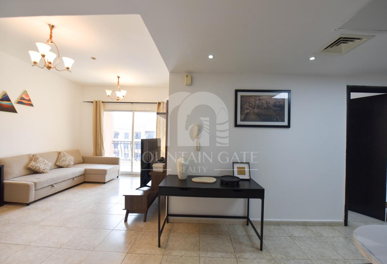 Elegant Living | Fully Furnished | Pool View photo 17