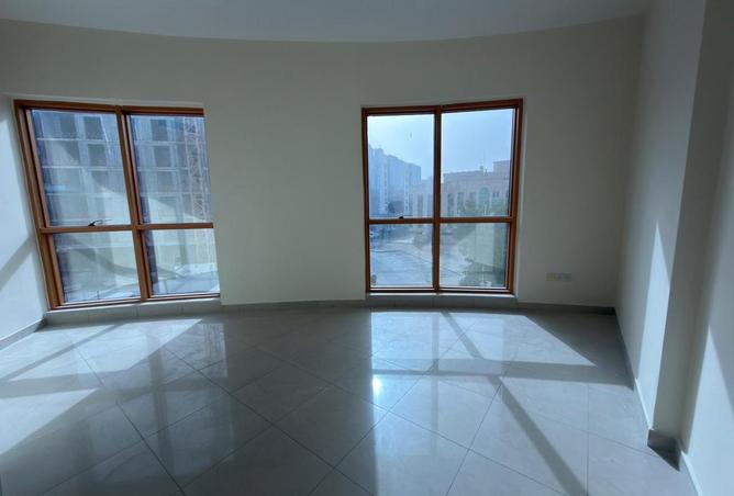 91825938 - Property Image 3