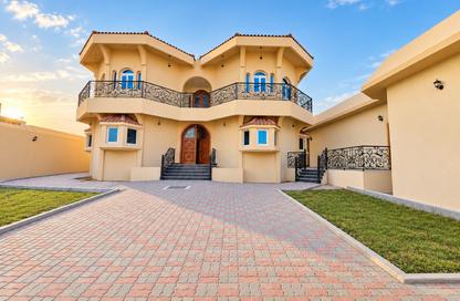 Villa - 6 - 7+ for rent in Al Tarfa - Mughaidir - Sharjah