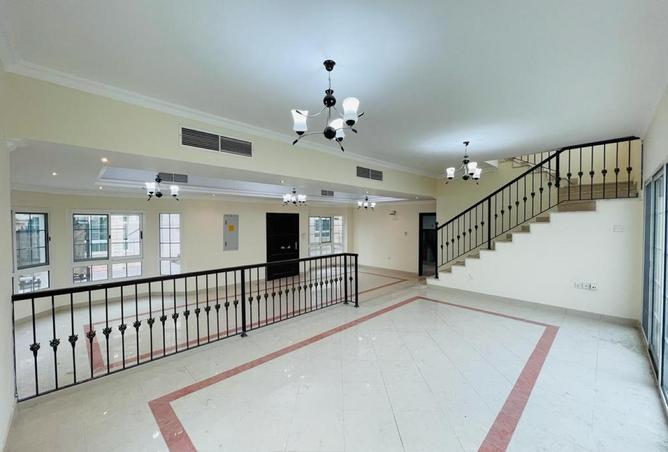 2P0Ti44blwW - الصورة الرئيسية للعقار