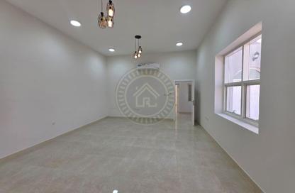 Villa - 2 Bedrooms - 3 Bathrooms for rent in Al Riffa - Ras Al Khaimah