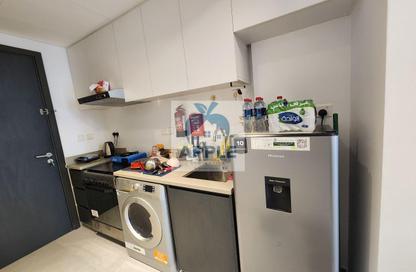 Apartment - Studio - 1 Bathroom for rent in The Link - East Village - Aljada - Sharjah