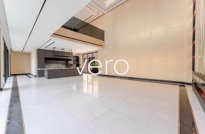 Villa - 5 - 6 for rent in District 1 - Jumeirah Park - Dubai