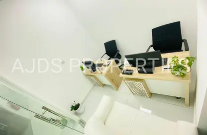 مكتب - غرفة نوم - 1 حمام للايجار في ريد اڤينيو - منطقة القرهود - دبي
