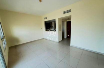 Apartment - 2 - 2 for sale in Centrium Tower 4 - Centrium Towers - Dubai Production City (IMPZ) - Dubai