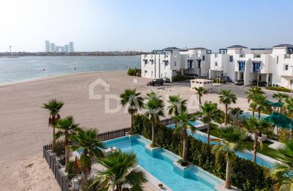 Villa - 5 Bedrooms - 5 Bathrooms for sale in Palma Residences - Palm Jumeirah - Dubai