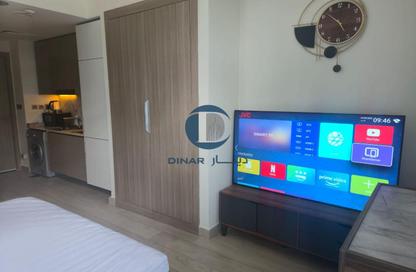 Apartment - Studio - 1 Bathroom for rent in Azizi Riviera 16 - Azizi Riviera - Meydan One - Meydan - Dubai