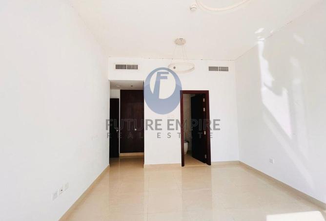 132944035 - Property Main Image