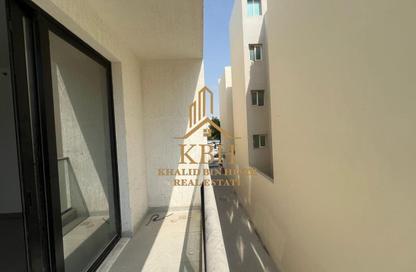 Apartment - 2 - 3 for rent in Muweileh Community - Muwaileh Commercial - Sharjah Apartment - 2 - 3 for rent in Muweileh Community - Muwaileh Commercial - Sharjah