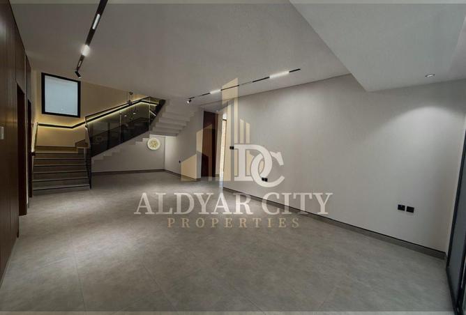 67444639 - Property Image 2