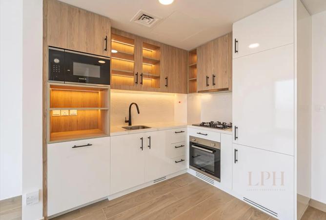 74255389 - Property Image 3