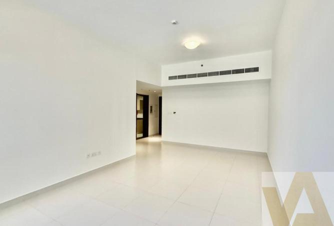 73850236 - Property Image 2