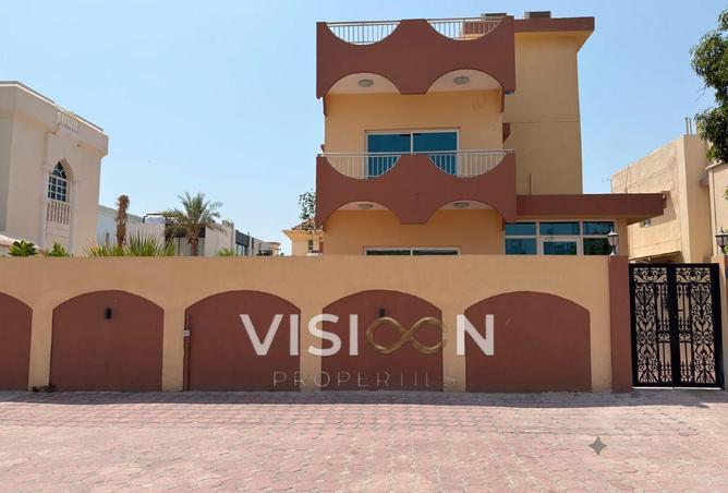 132037524 - Property Image 2