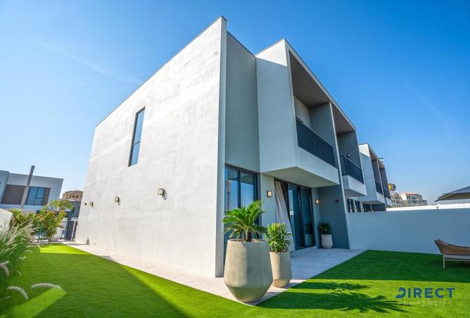 2OouVVRriQS - Property Main Image