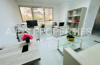 Office Space - Studio - 1 Bathroom for rent in Silver Home Building - Hor Al Anz - Deira - Dubai