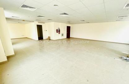 Office Space - Studio - 1 Bathroom for rent in New Al Taawun Road - Al Taawun - Sharjah