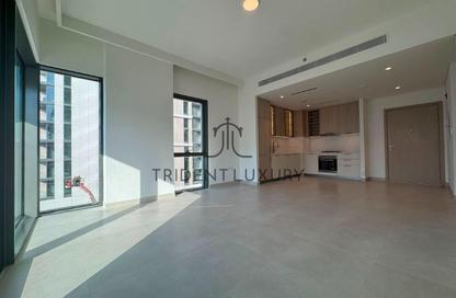 Apartment - 2 Bedrooms - 2 Bathrooms for rent in Parkside Views - Dubai Hills Estate - Dubai