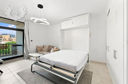 Apartment - Studio - 1 for rent in The Links Canal Apartments - The Links - The Views - Dubai